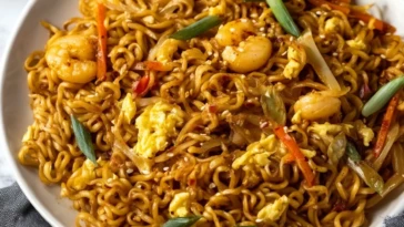Sweet & Spicy Ramen Noodle Stir Fry