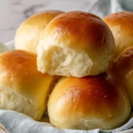 Quick Jumbo Dinner Rolls
