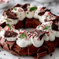 Chocolate Peppermint Christmas Pavlova Wreath Dessert