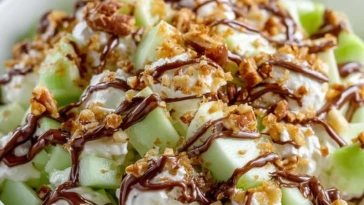Easy Snicker Apple Salad