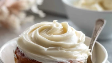 Cream Cheese Frosting for Cinnamon Rolls
