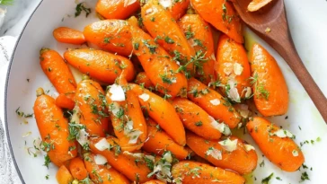 Easter Garlic Herb Carrots
