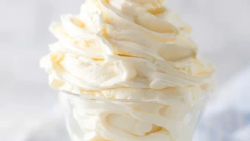 Fluffy Marshmallow Buttercream